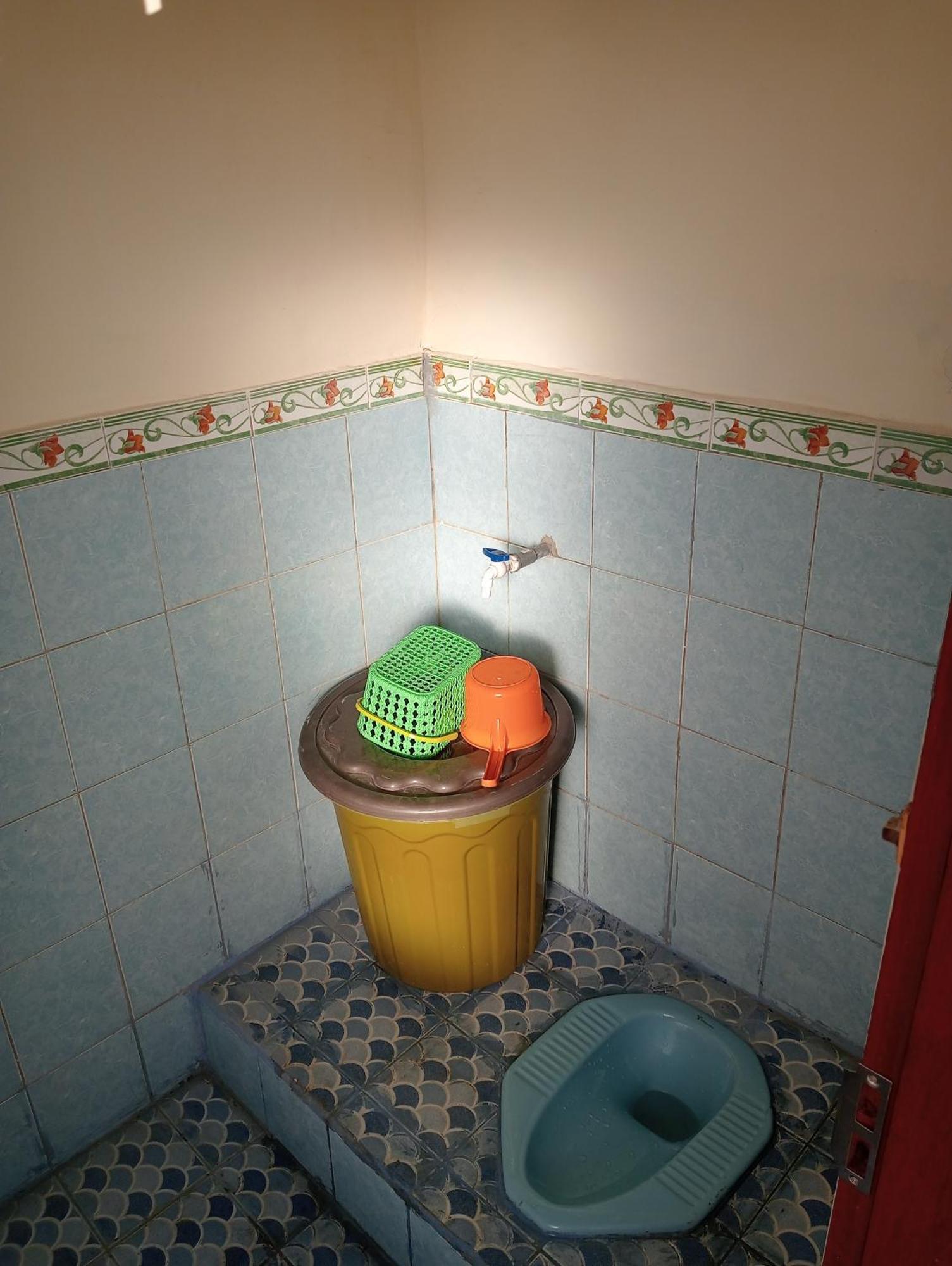 Yusilver Guest House Labuan Bajo Eksteriør bilde