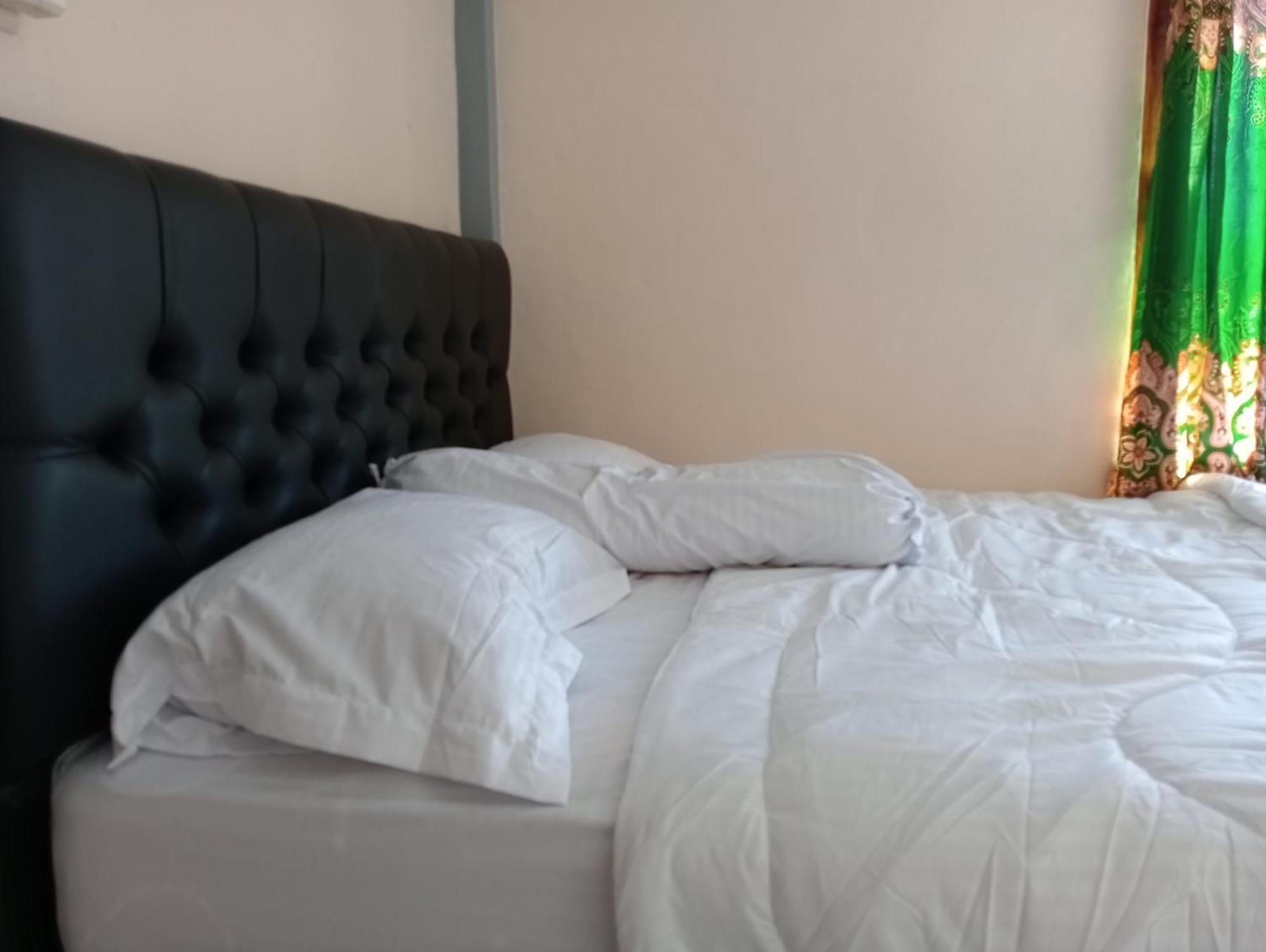 Yusilver Guest House Labuan Bajo Eksteriør bilde
