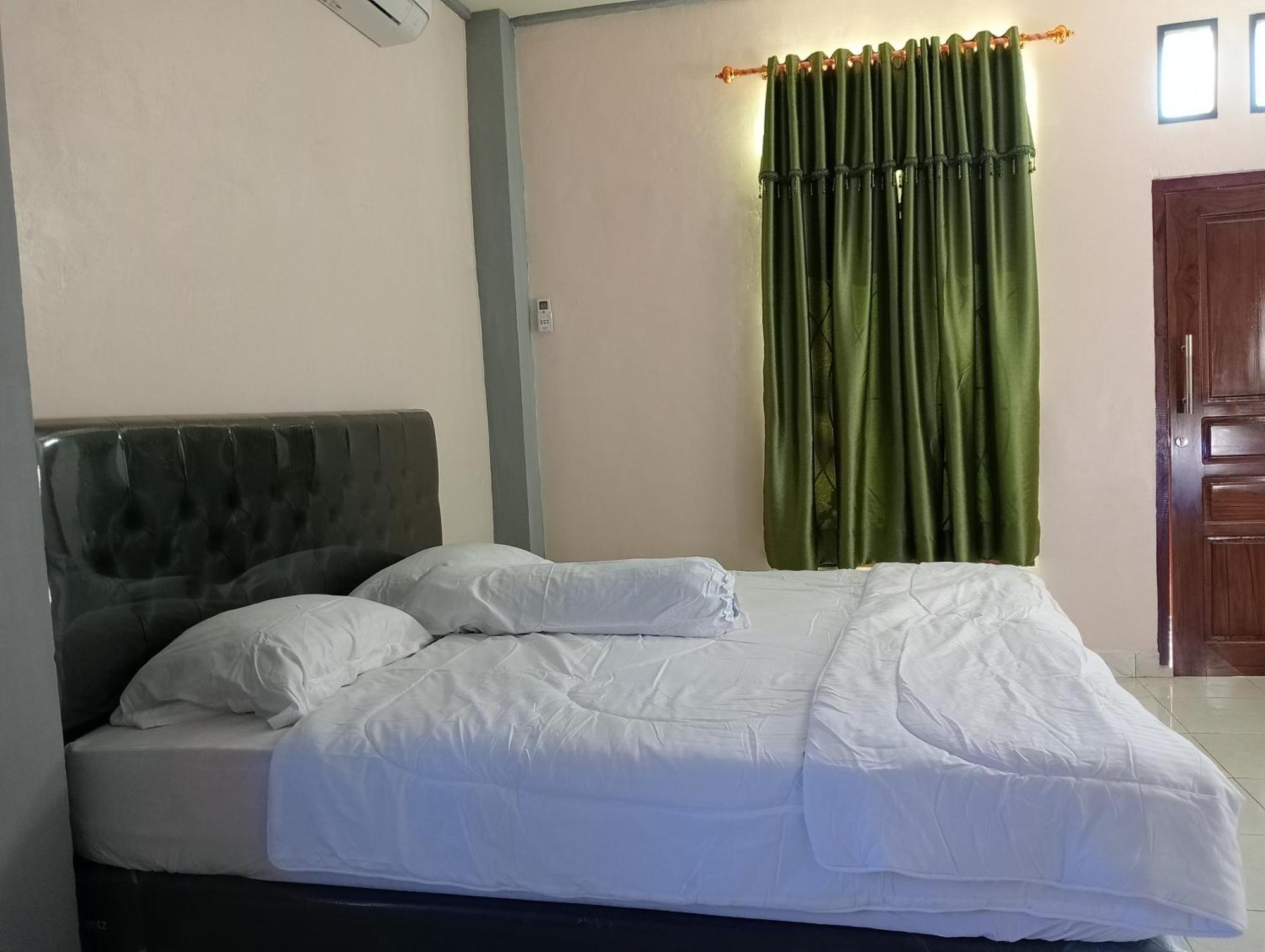 Yusilver Guest House Labuan Bajo Eksteriør bilde