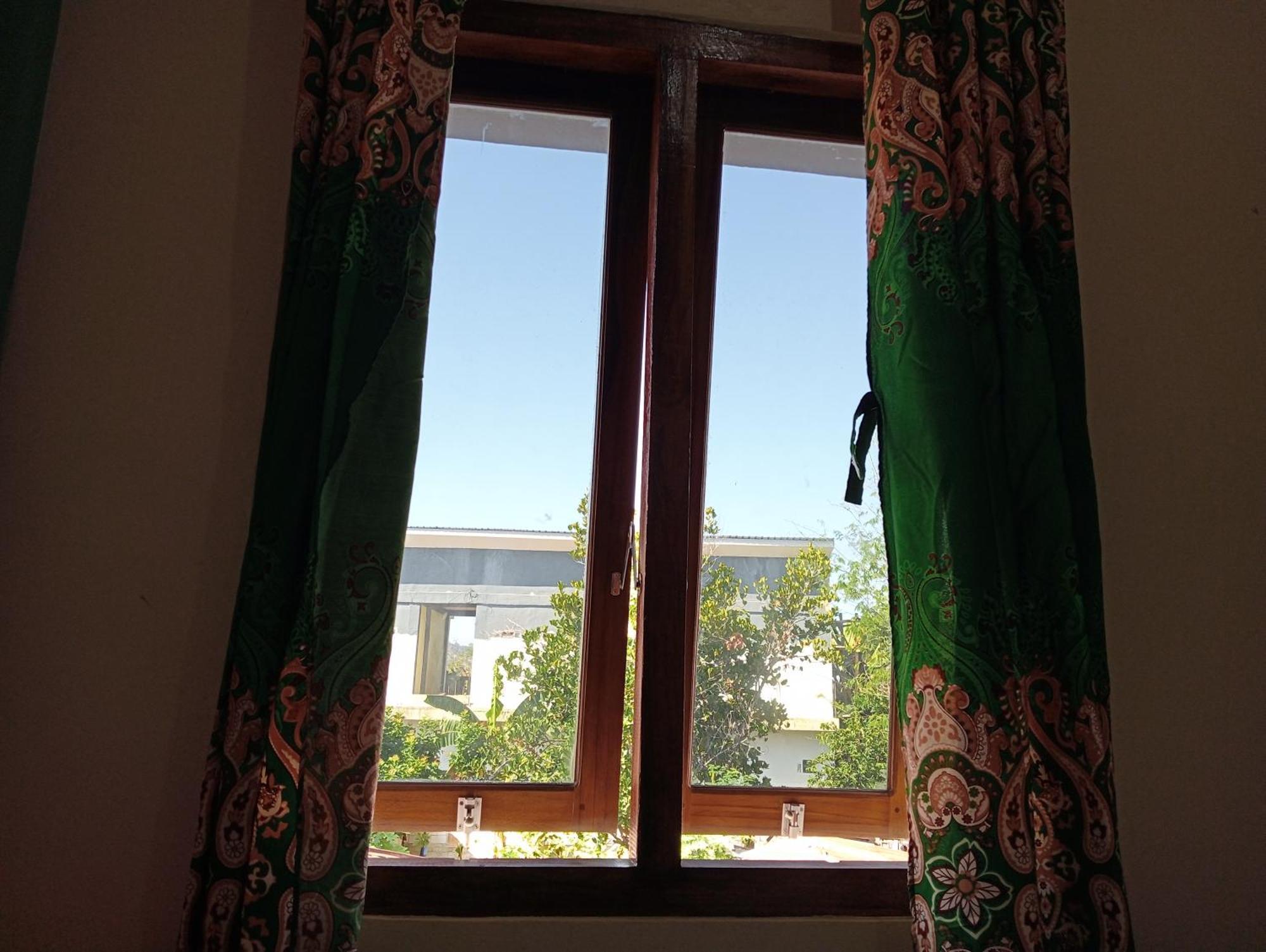 Yusilver Guest House Labuan Bajo Eksteriør bilde